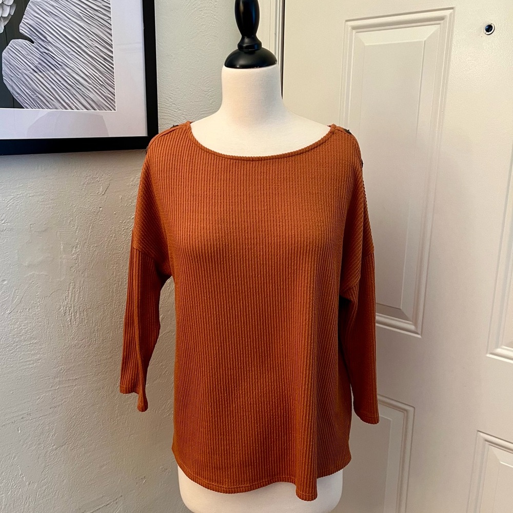 W5 Knit 3/4 Sleeve Top